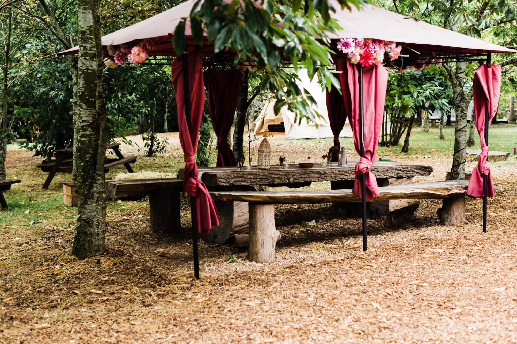 Silver Airstream Glamping & Rental Chichester Exteriör bild